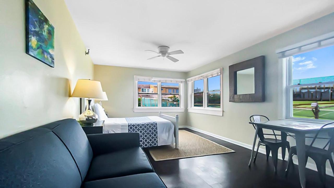 Clegg'S Hotel Ocean Beach Esterno foto