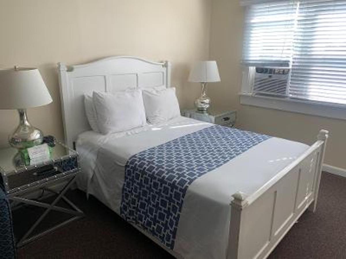 Clegg'S Hotel Ocean Beach Esterno foto